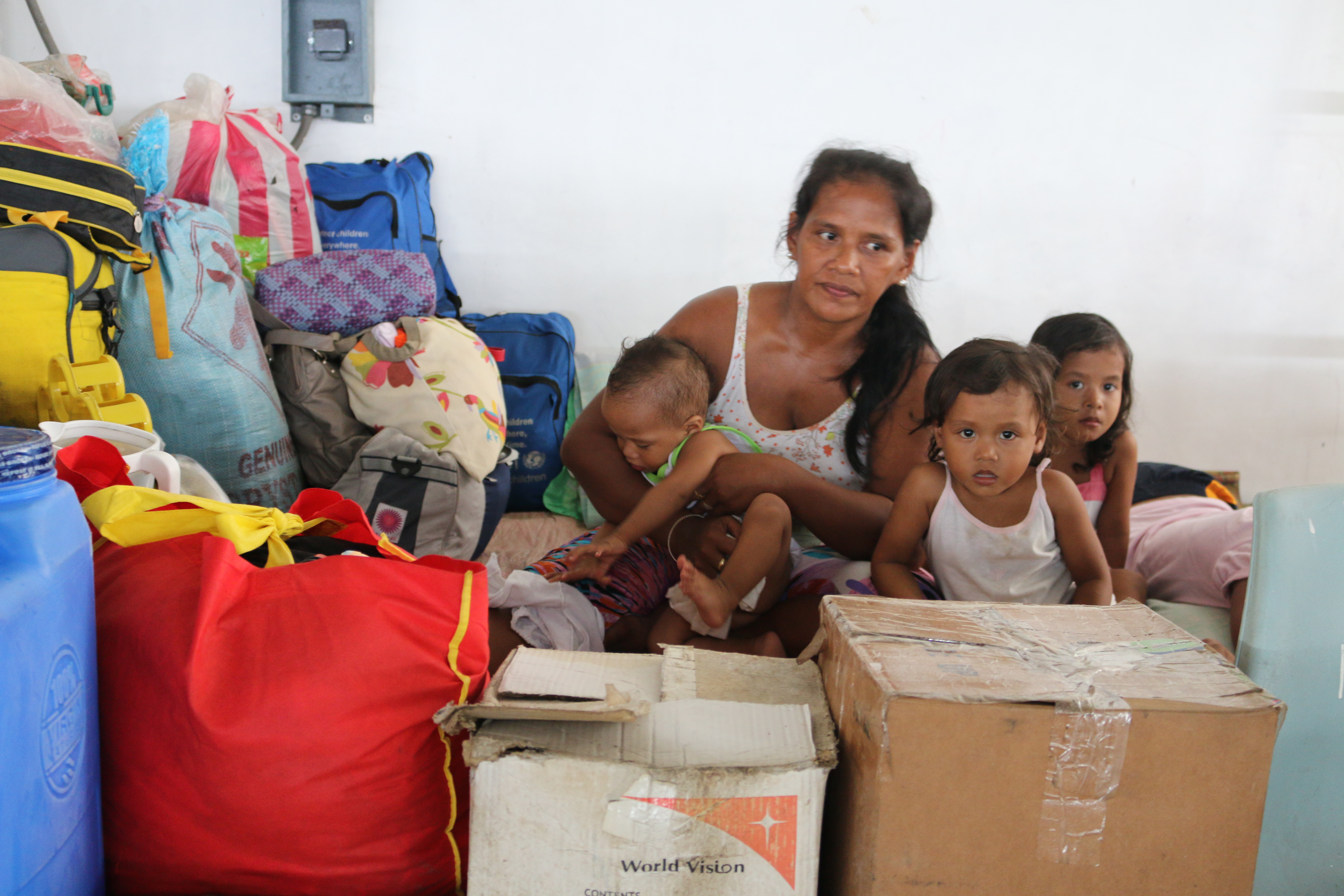 Diese Familie hatte auch schon beim Taifun Haiyan Zuflucht im Kongresszentrum Astrodome gesucht.